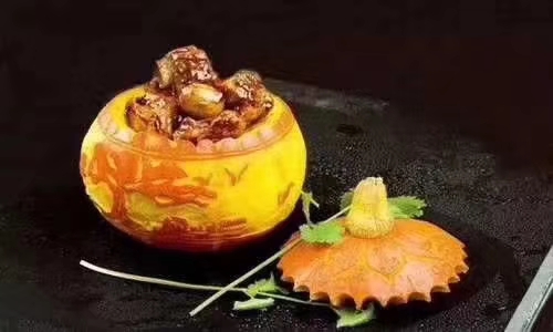 刘旭阳 作品妈妈焖羊骨荣获2018年民间特色菜肴荣
